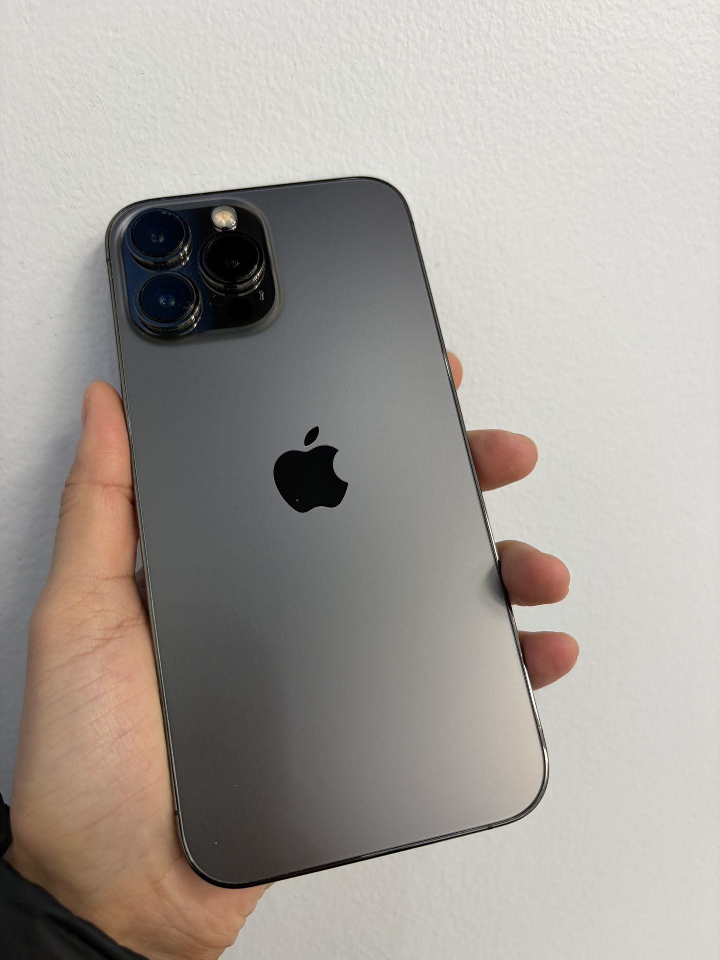 Apple iPhone 13 Pro Max Unlocked !!