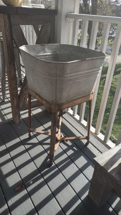 Old Wash Basin