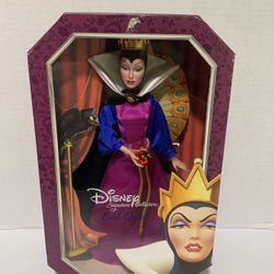 Disney Signature Collection Evil Queen 2013