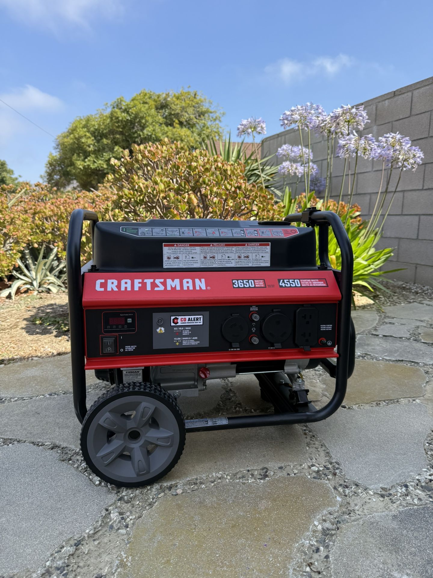 CRAFTSMAN Performance Recoil Start 4500 / 3650 -Watt Single fuel Portable Generator