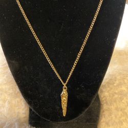 Gold Necklace With Solid Nugget (carrot Shape) Pendant 