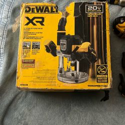 Freaky XR 2-1/4 Peak HP plunge Router 