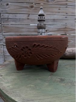 Terra cotta pot