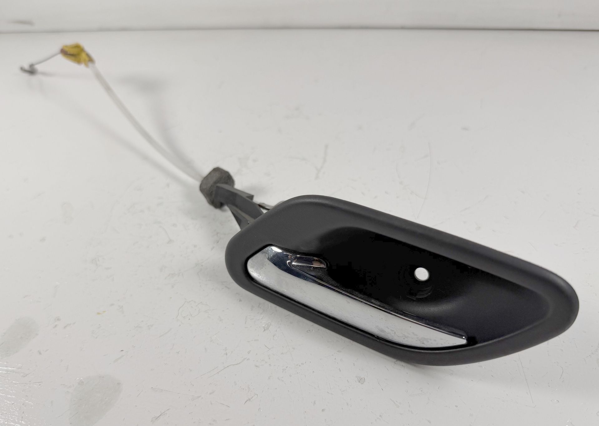 BMW DRIVER INTERIOR DOOR HANDLE E39 540i 528i 525i