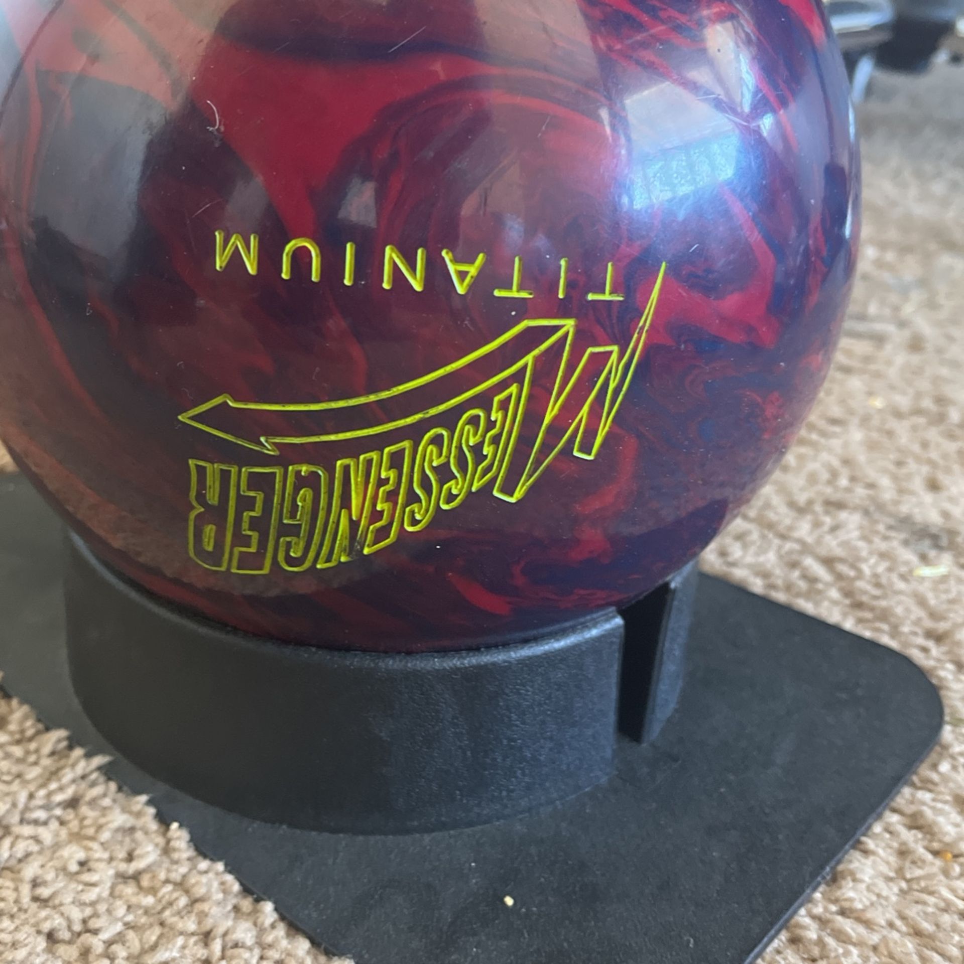Columbia 300 Titanium Bowling Ball for Sale in Chula Vista, CA - OfferUp