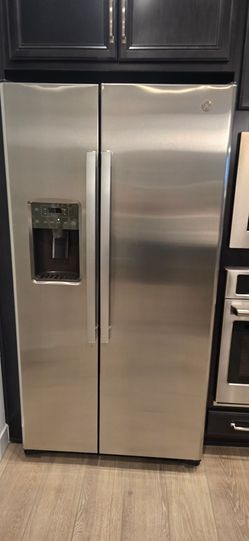 GE FRIDGERATOR