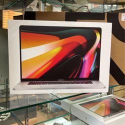 MacBook Pro 16” Core i7 CPU/16GB RAM/512GB SSD