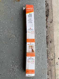 EasyBaby White Retractable Safety Gate