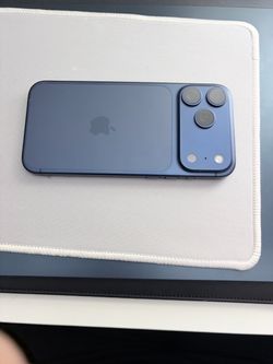 Apple iPhone 17 Pro Max · Carrier: Spectrum ONLY · Storage: 512 GB · Color: Deep Blue · Condition: Mint · Battery health: 100%