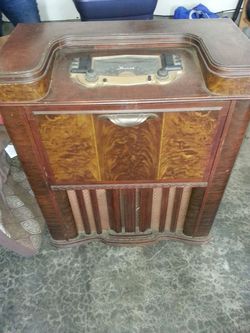 Working old zenith phonograph