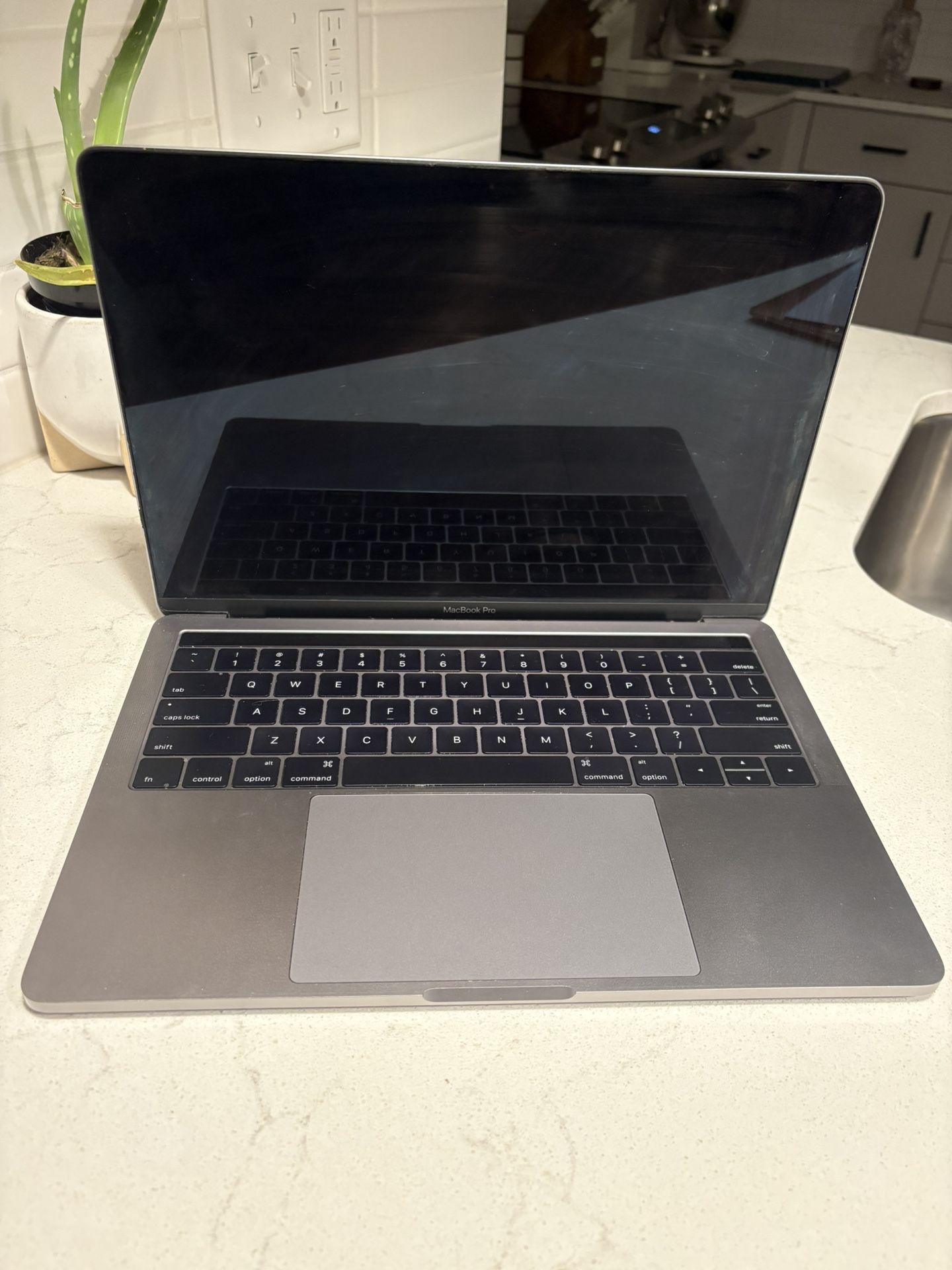 MacBook Pro 13”
