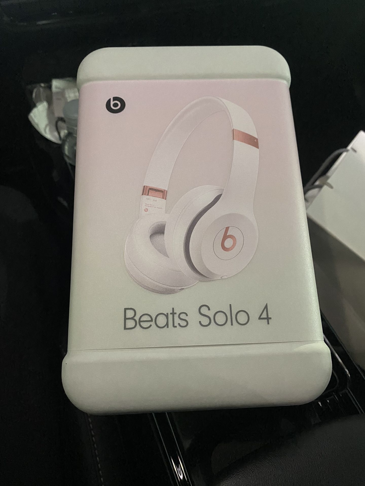 Beats Solo 4 — On-Ear Wireless Headphones – Cloud Pink & Apple Pencil (USB-C)