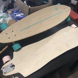GOLD COAST SKATE BOARD 