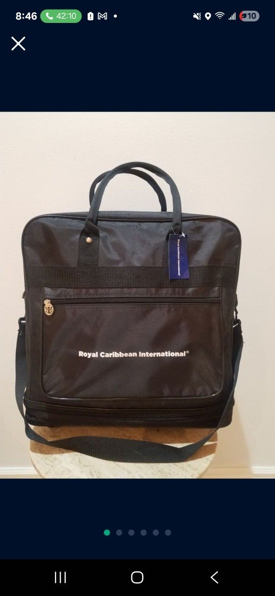 Soft Expandable Rolling Bag