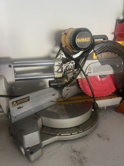 DeWalt Litter Saw