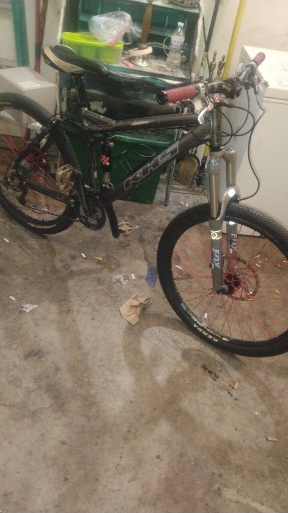 KHS Am1000 Mountain Bike Asking $150 Obo