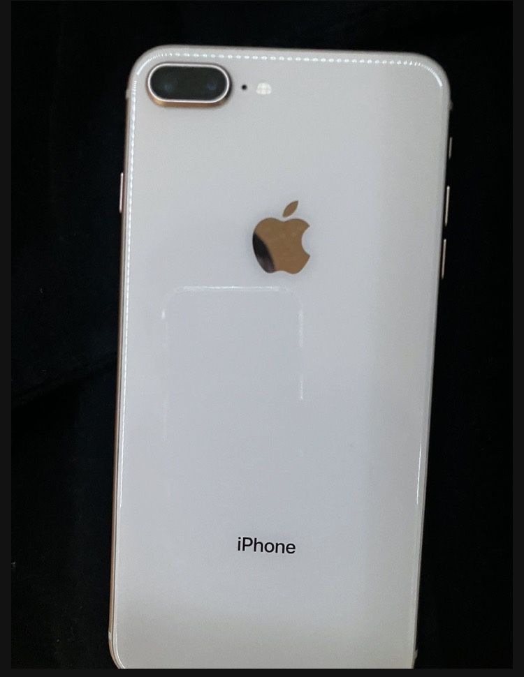 iPhone 8 Plus