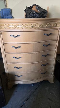 Queen bedroom set