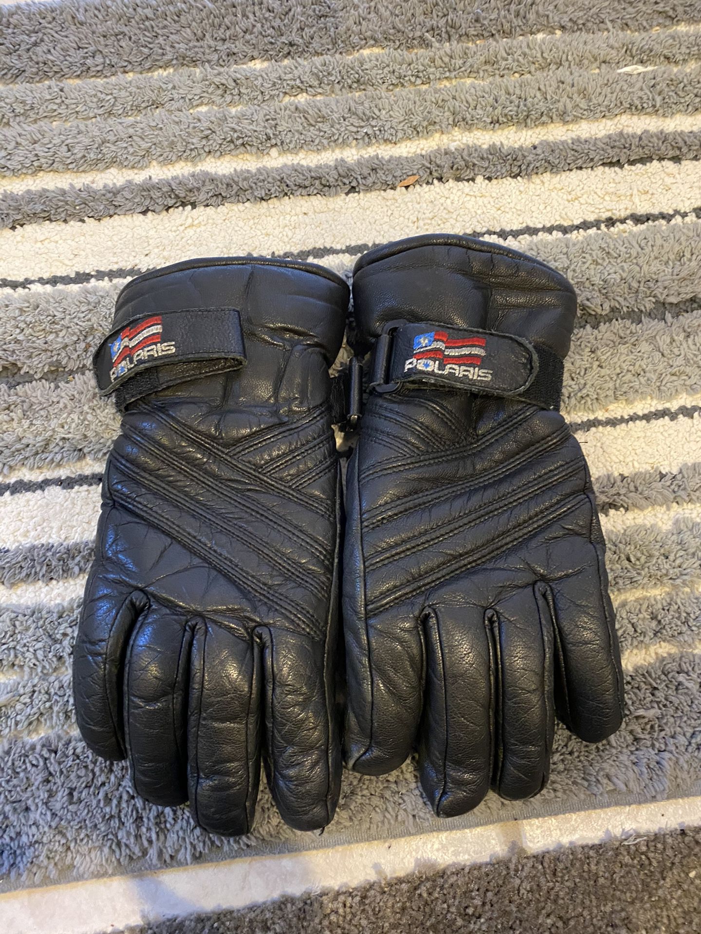 Used Polaris Leather Snowmobiling Gloves
