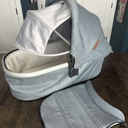 Excellent Condition Uppa Baby Bassinet + Extras