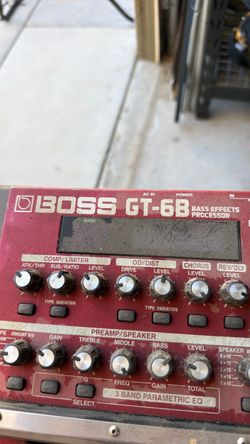 Boss GT-6B Bass Effects Processor