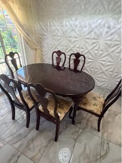 Dining Table set