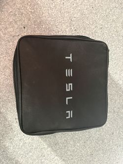 Tesla Mobile Charger Kit