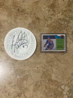 Wayne Gretzky Card And Signed #7 Player 