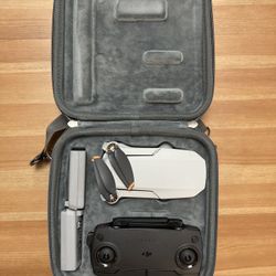 DJI Mini SE Drone with 2 Batteries, Charging Hub And Carrying Case