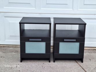 NIGHTSTANDS