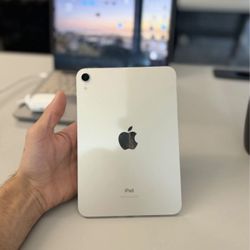 iPad Mini 7 256GB BLUE A17 CHIP PRICE IS FIRM + BOX 