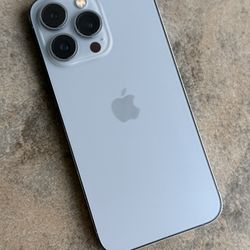 iPhone 13 Pro 256gb Unlocked Excellent Condition