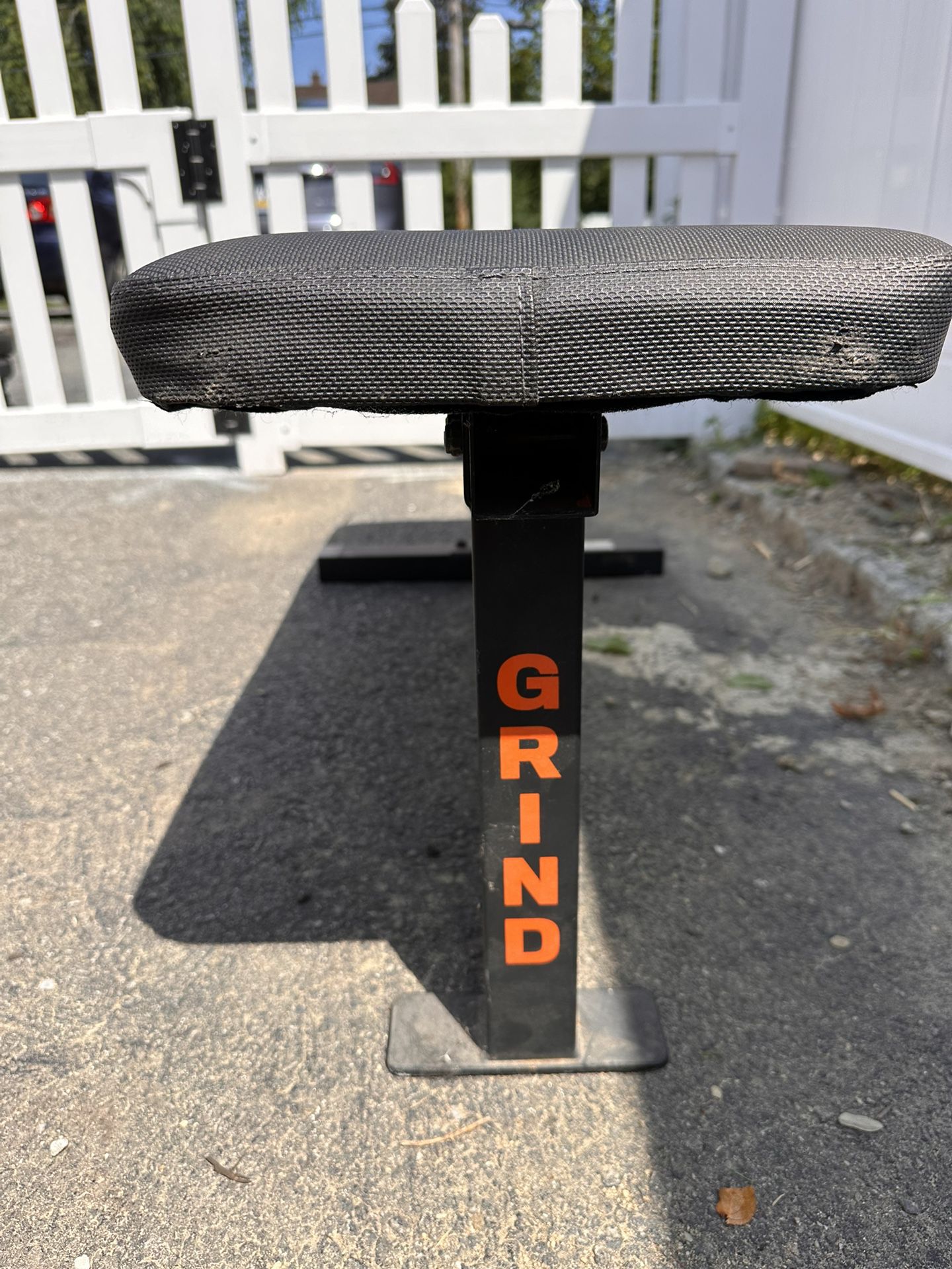 Grind Fitness Weight Bench