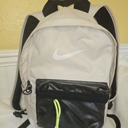 Nike Sportswear Heritage Winterized Backpack Desert Sand Black Backpack  15x10x5"