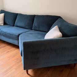 Stanton 473 Sectional Couch