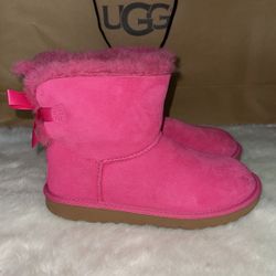 GIRLS UGGS SPECIAL !!