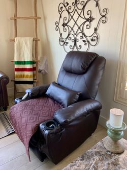 Brown fully functioning electric liner/lift/massage/heat