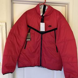 Nike Sportswear Therma-FIT Repel Size L Mens Red Reversible Jacket DD6974 643