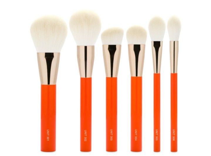 NEW WITHOUT BOX UNITS
Orange Series Face Set (6 Brushes)