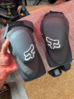 Fox Racing Knee Pads with D3O Protection