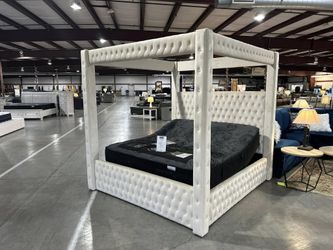 Canopy Style Velvet Upholstered Queen size bed frame King Size Bed Frame Only $39 Down Payment 👉 PLEASE ASK FOR JON GREEN WHEN YOU ARRIVE!