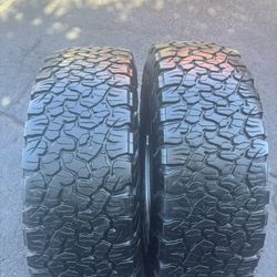 Tengo un par de llantas BFGoodrich All-Terrain T/A LT 275/70R18 En muy buenas condiciones instaladas y balanceadas por el mismo precio