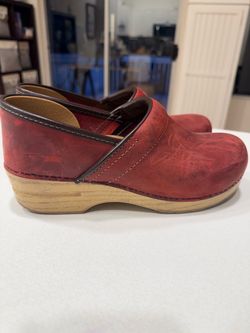 Dansko size 40