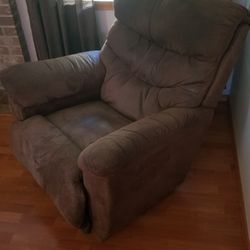Brown LazBoy Electric Recliner Chair