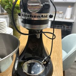 KitchenAid Artisan Stand Mixer Bundle - Onyx Black with Premium Accessories