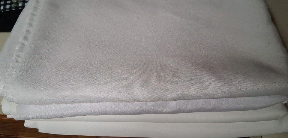 4 RECTANGLE 90×132"WHITE LINEN TABLECLOTHS