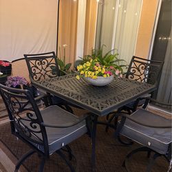 Cast aluminum patio dining set