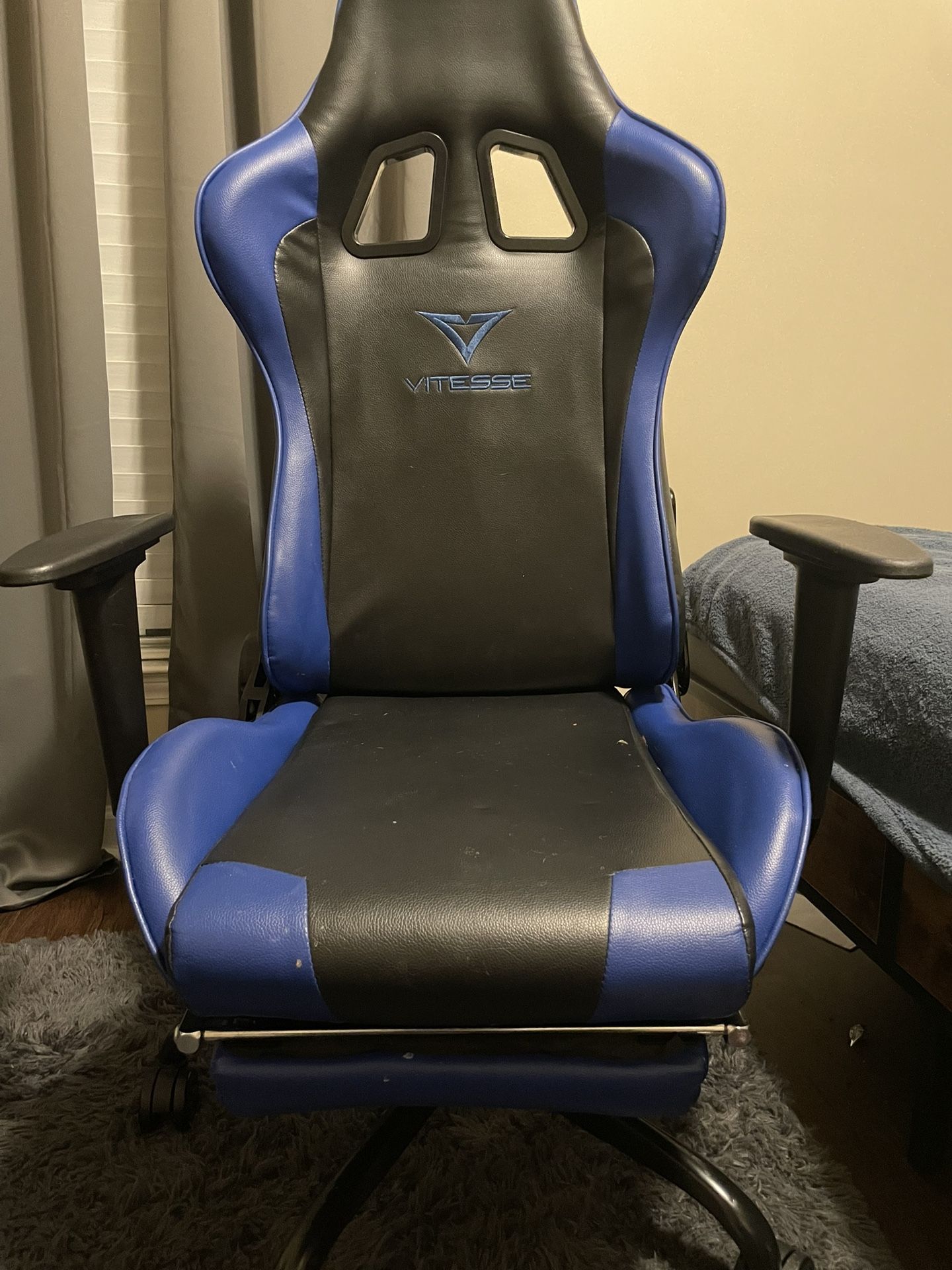 Vitesse Gaming Chair