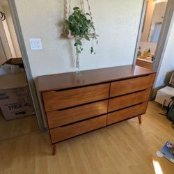 New Mid Century Dresser.  Solid Wood / Oak Finish.  58x17x35H.  Free Delivery!
