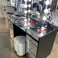 New Vanity Set 